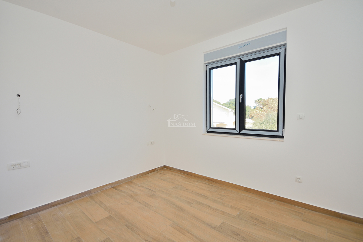 Srima, Vodice - Dvojna kuća S2 con piscina vicino alla spiaggia