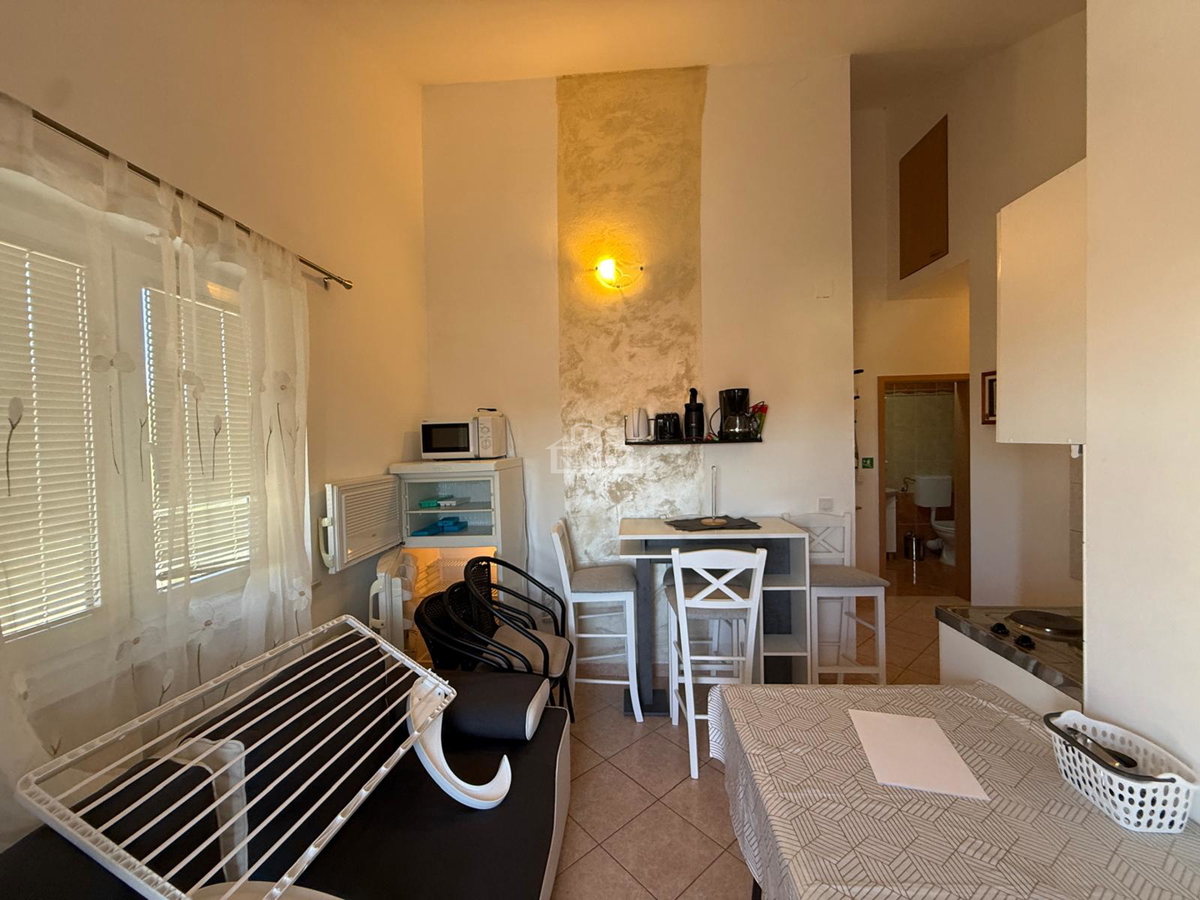 Srima - appartamento con una camera da letto al secondo piano, a 250 m dalla spiaggia