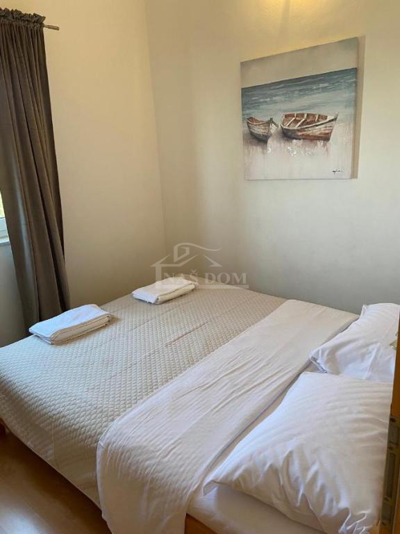 Srima - appartamento con una camera da letto al secondo piano, a 250 m dalla spiaggia