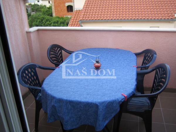 Srima - appartamento con una camera da letto al secondo piano, a 250 m dalla spiaggia