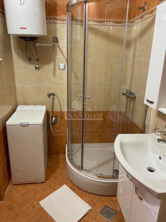 Srima - appartamento con una camera da letto al secondo piano, a 250 m dalla spiaggia