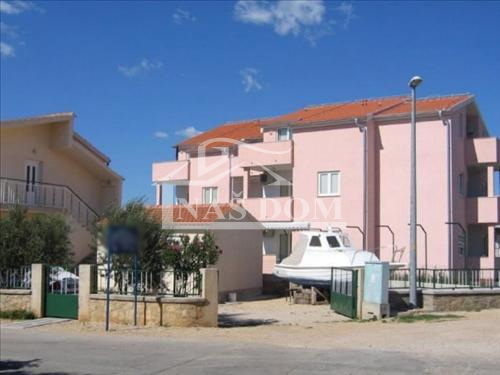 Srima - appartamento con una camera da letto al secondo piano, a 250 m dalla spiaggia