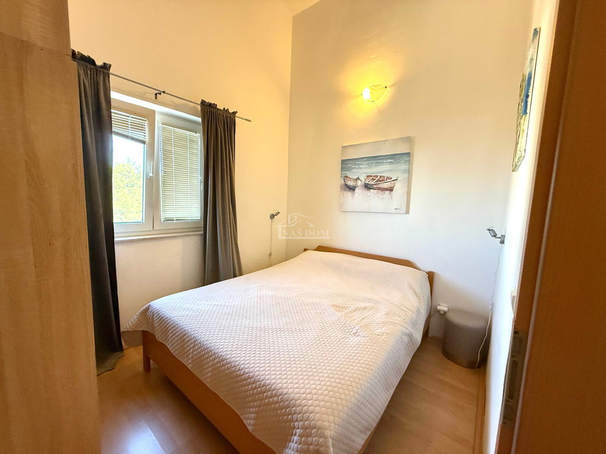 Srima - appartamento con una camera da letto al secondo piano, a 250 m dalla spiaggia