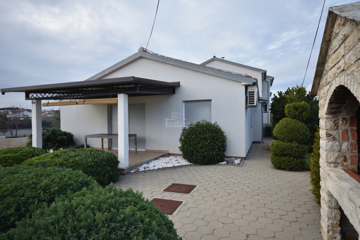 Vodice - casa piano terra