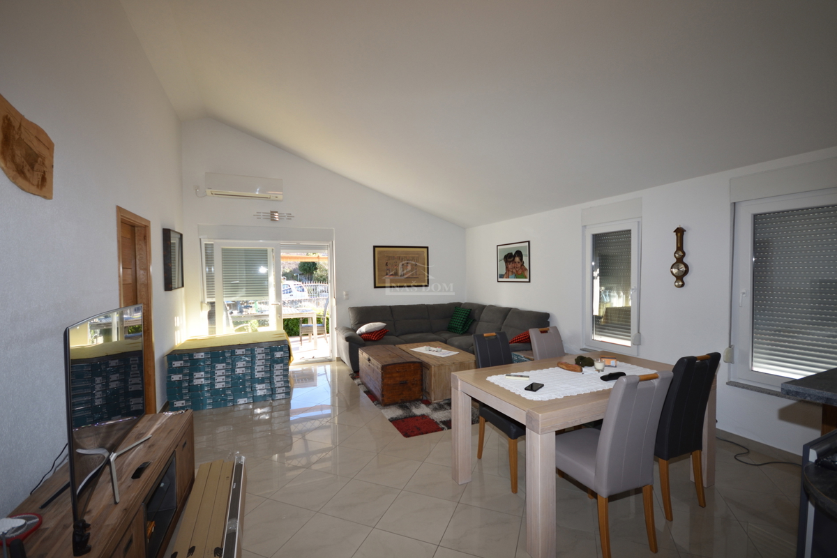 Vodice - casa piano terra