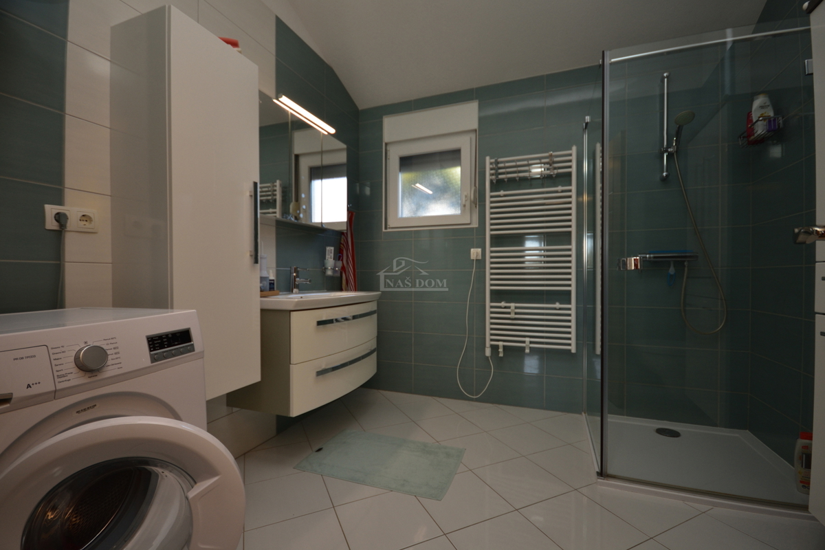 Vodice - casa piano terra