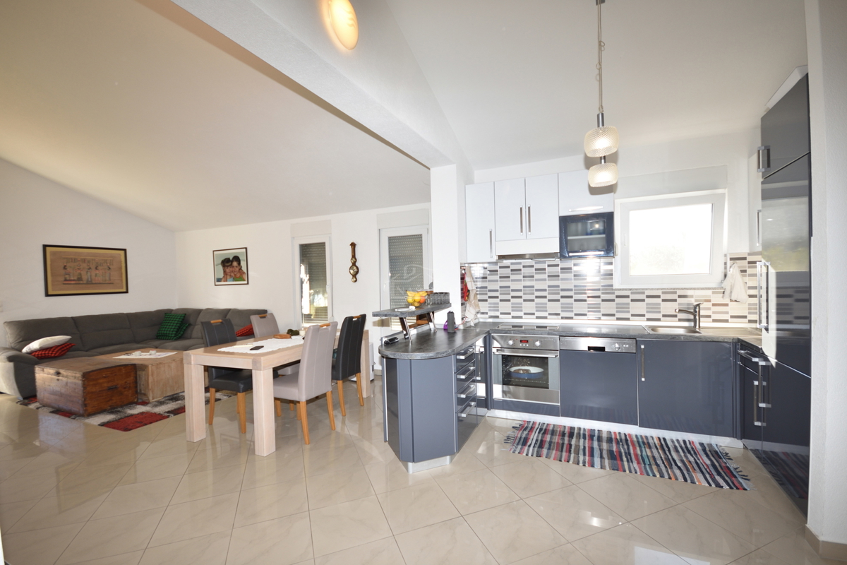 Vodice - casa piano terra