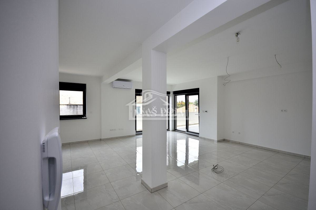 Vodice - Attico con terrazza sul tetto