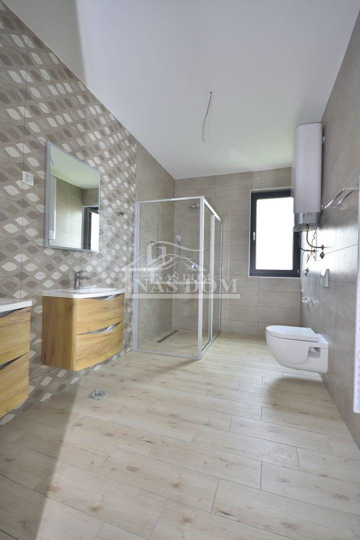 Vodice - Attico con terrazza sul tetto