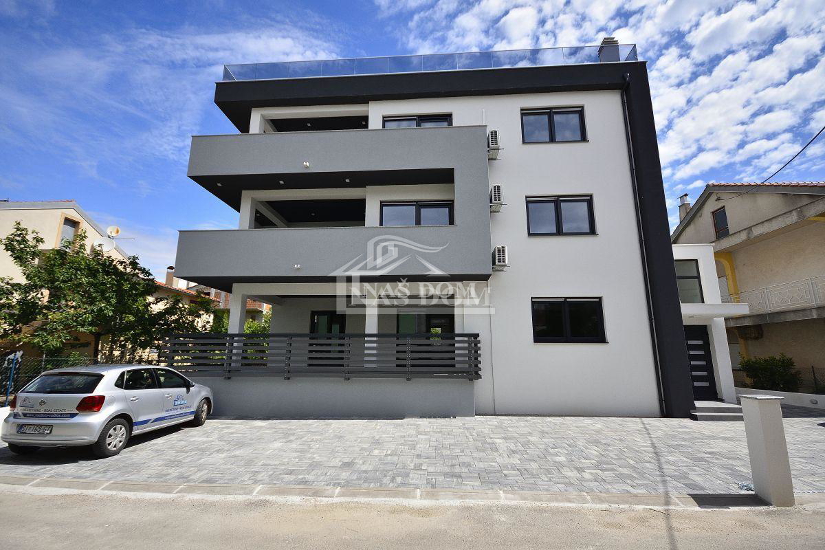 Vodice - Attico con terrazza sul tetto