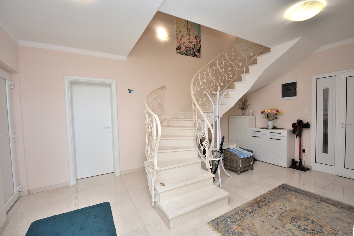 Tribunj , villa con piscina