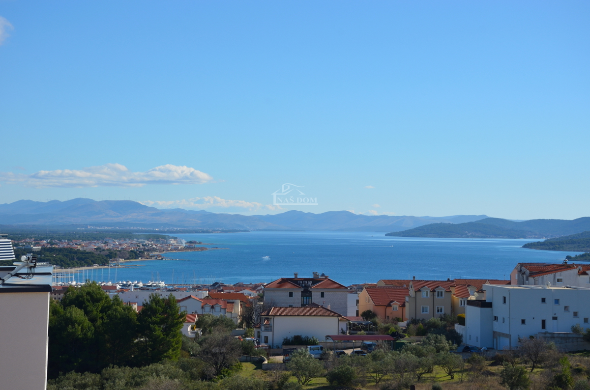 Vodice - Lussuosa casa bifamiliare S2 con vista panoramica sul mare
