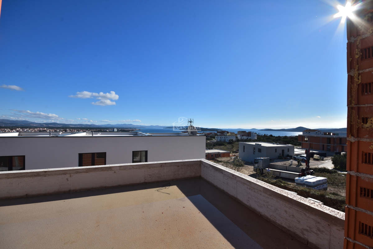 Vodice - Lussuosa casa bifamiliare S2 con vista panoramica sul mare