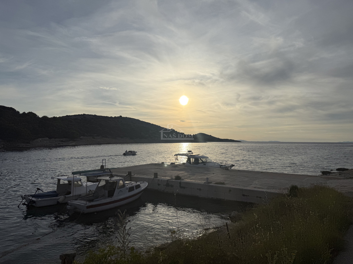 Terreno attraente sull'isola di Žirje