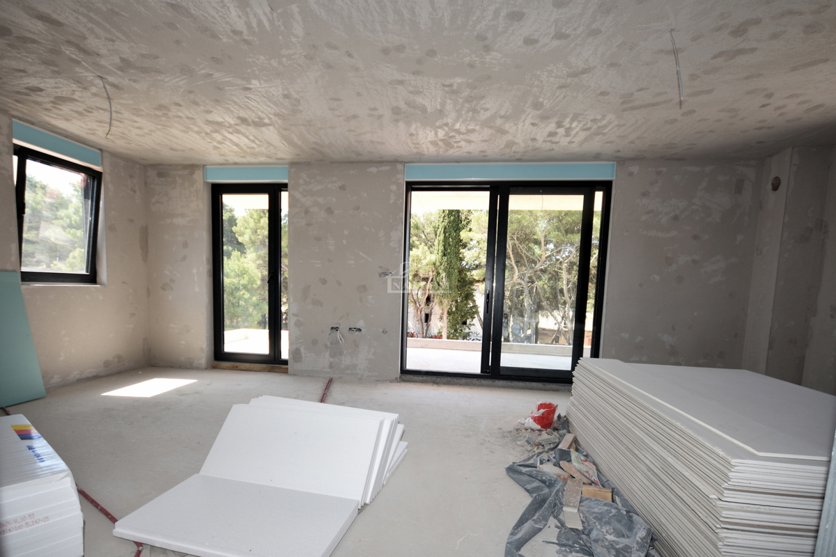 Vodice - bilocale a 50 m dal mare