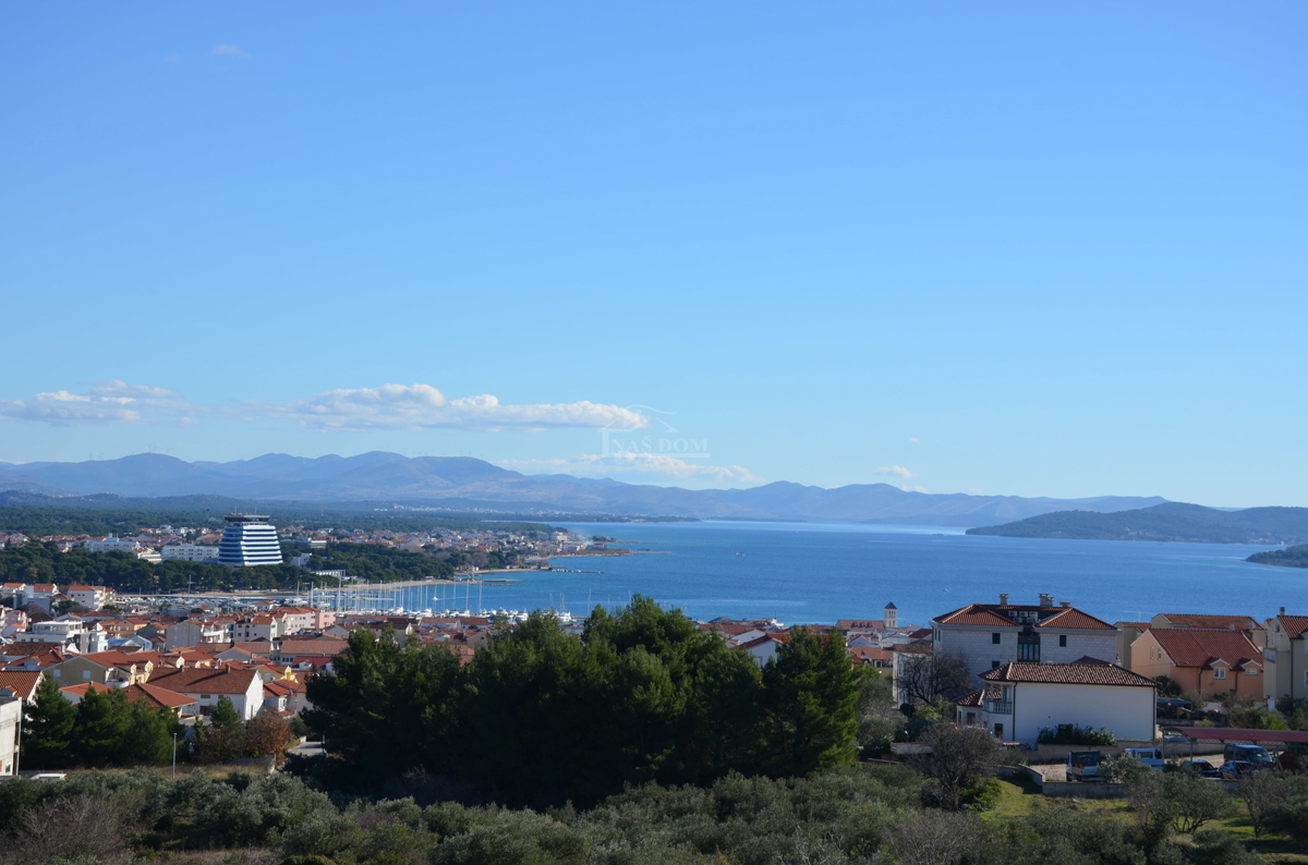 Vodice - Doppia casa S2 con piscina, vista mare