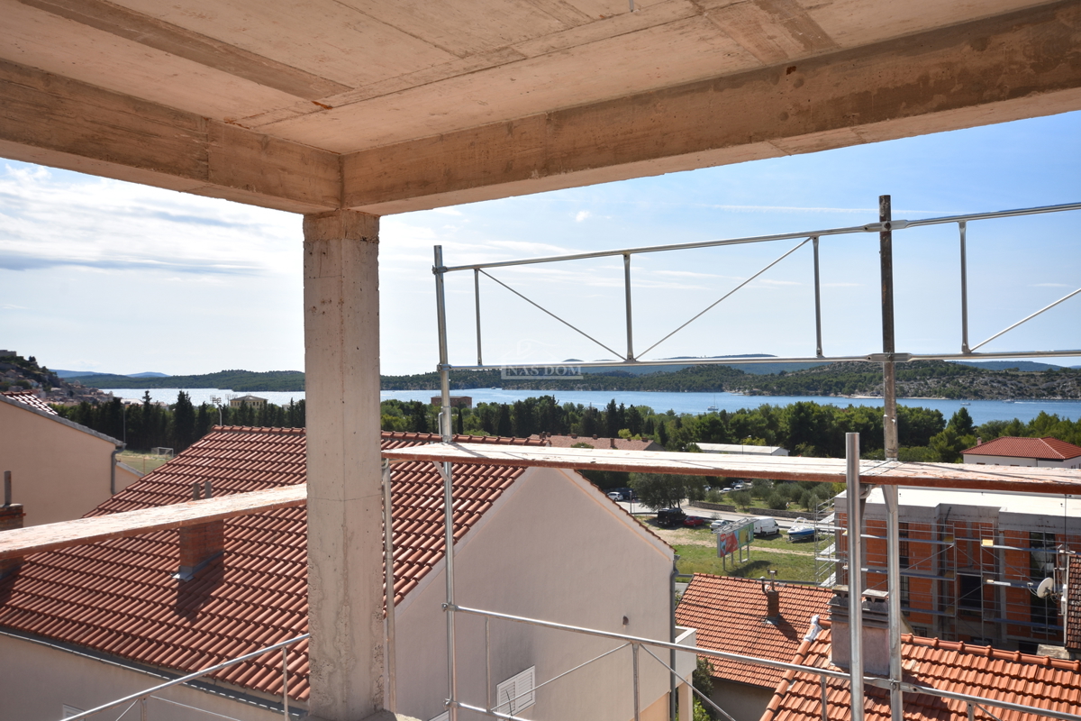 Sibenik, Crnica - Appartamento trilocale S3 con garage