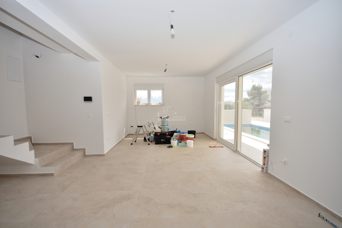 Vodice, Srima - Doppia casa S2 con piscina, a 270 m dalla spiaggia