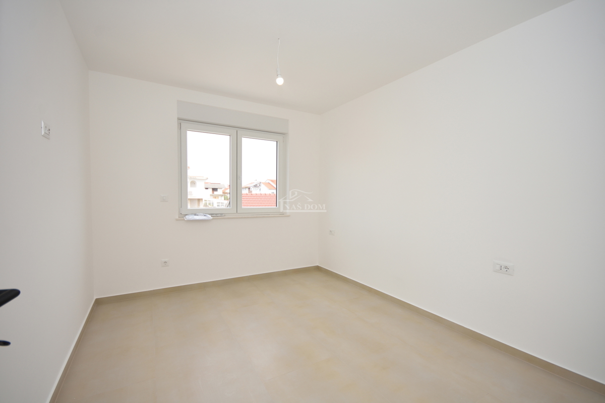 Vodice - Attico con terrazza sul tetto, a 450 m dalla spiaggia