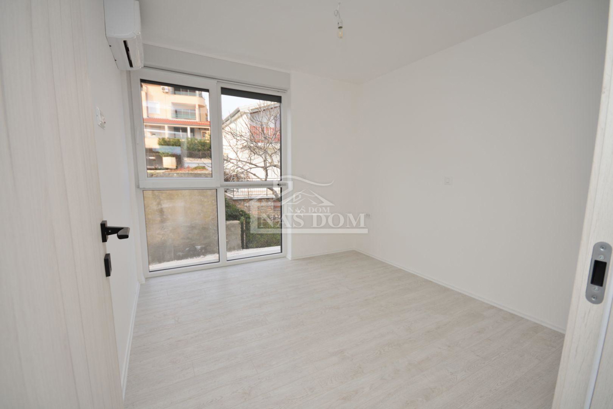 Tisno - S2 Villa bifamiliare di lusso in posizione tranquilla