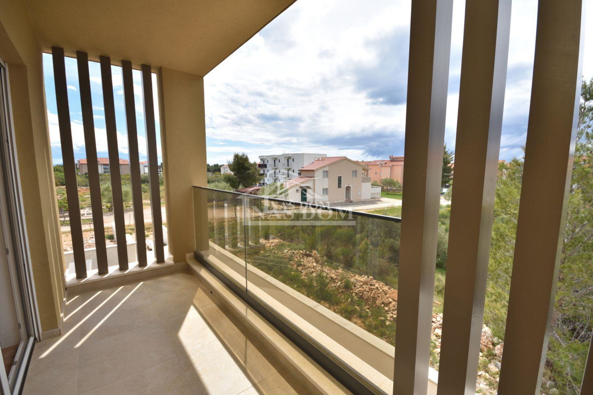 Vodice, Srima - Doppia casa S2 con piscina, a 270m dalla spiaggia