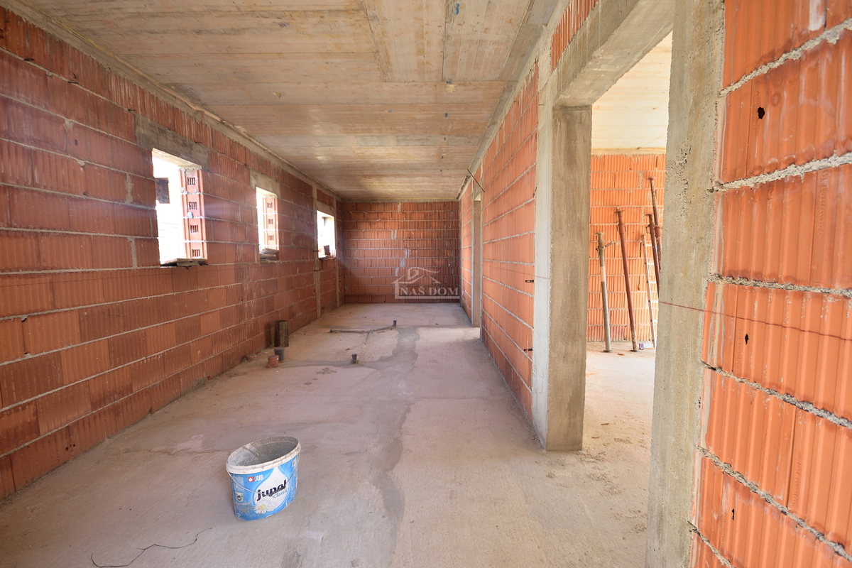 Vodice - Appartamento S4 in piccolo edificio residenziale in posizione tranquilla