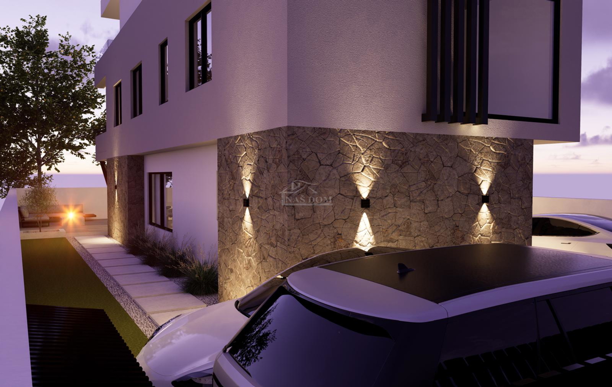 Vodice - Appartamento di lusso su due piani S2, posizione tranquilla