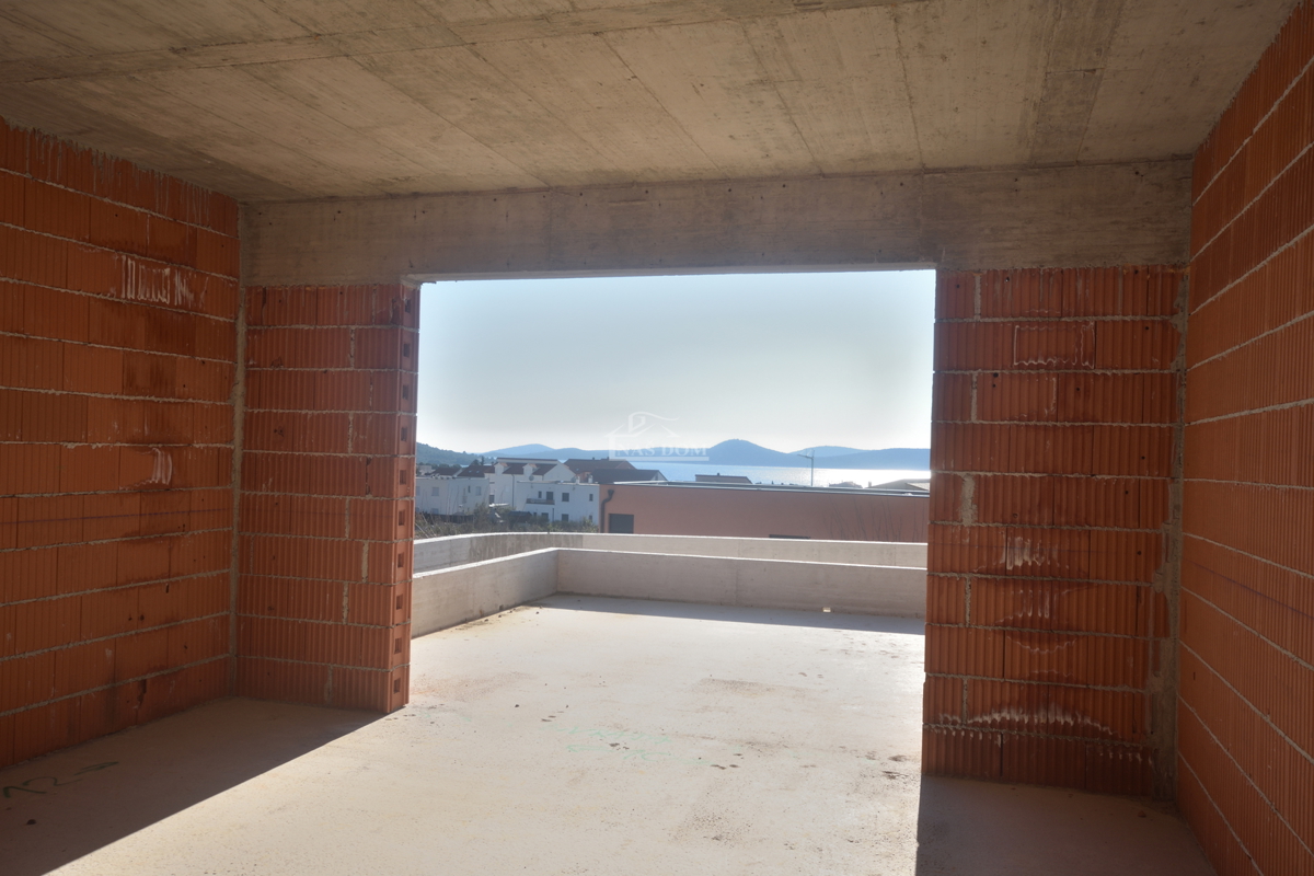 Vodice – Impresiva villa moderna con piscina, oasi spa e vista mozzafiato