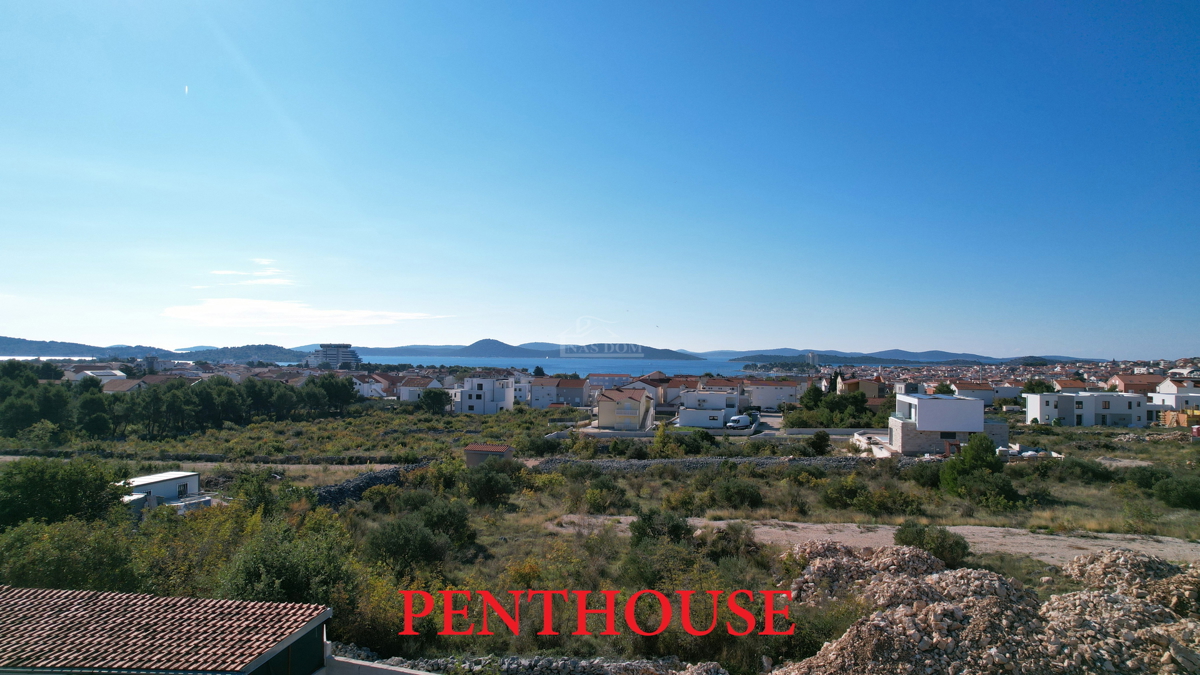 Attico di lusso di 129,57 m2 con vista panoramica sul mare