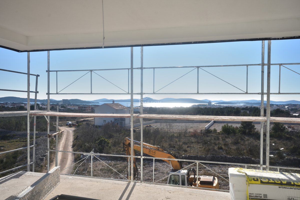 Vodice - Appartamento confortevole S9 con tre camere da letto, splendida vista sul mare - NUOVO