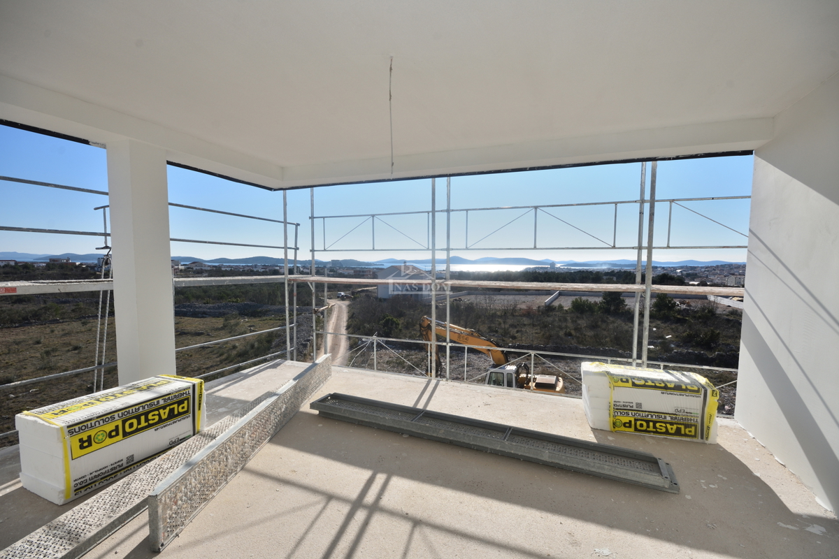 Vodice - Appartamento confortevole S9 con tre camere da letto, splendida vista sul mare - NUOVO