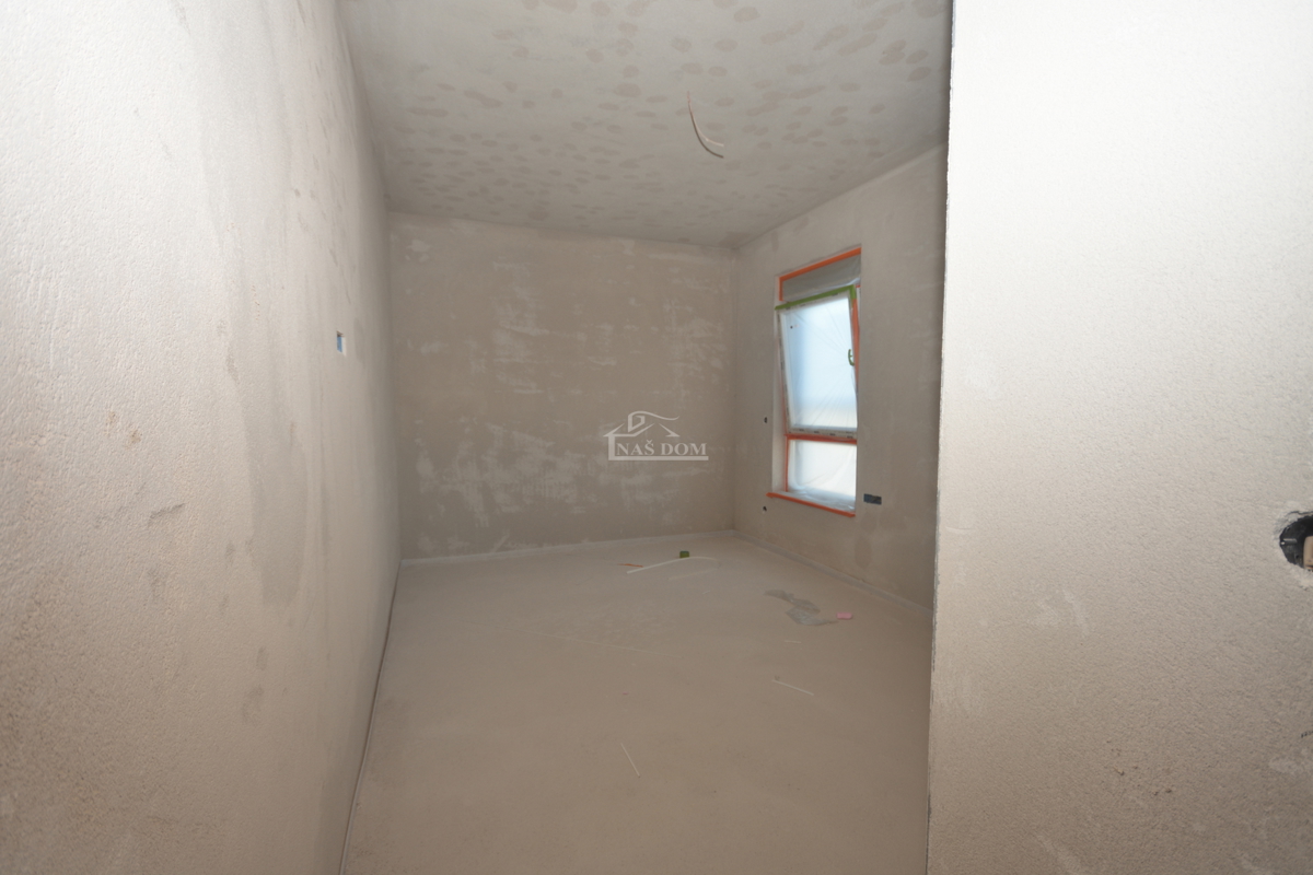 Vodice - Appartamento confortevole S9 con tre camere da letto, splendida vista sul mare - NUOVO