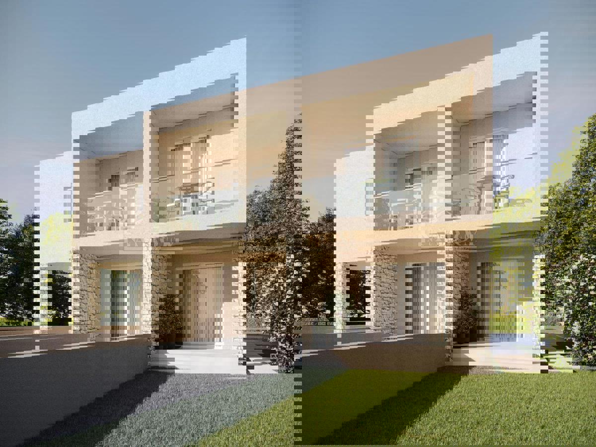 Vodice - *NOVOGRADNJA* appartamento bilivello con giardino, a 300 m dalla spiaggia