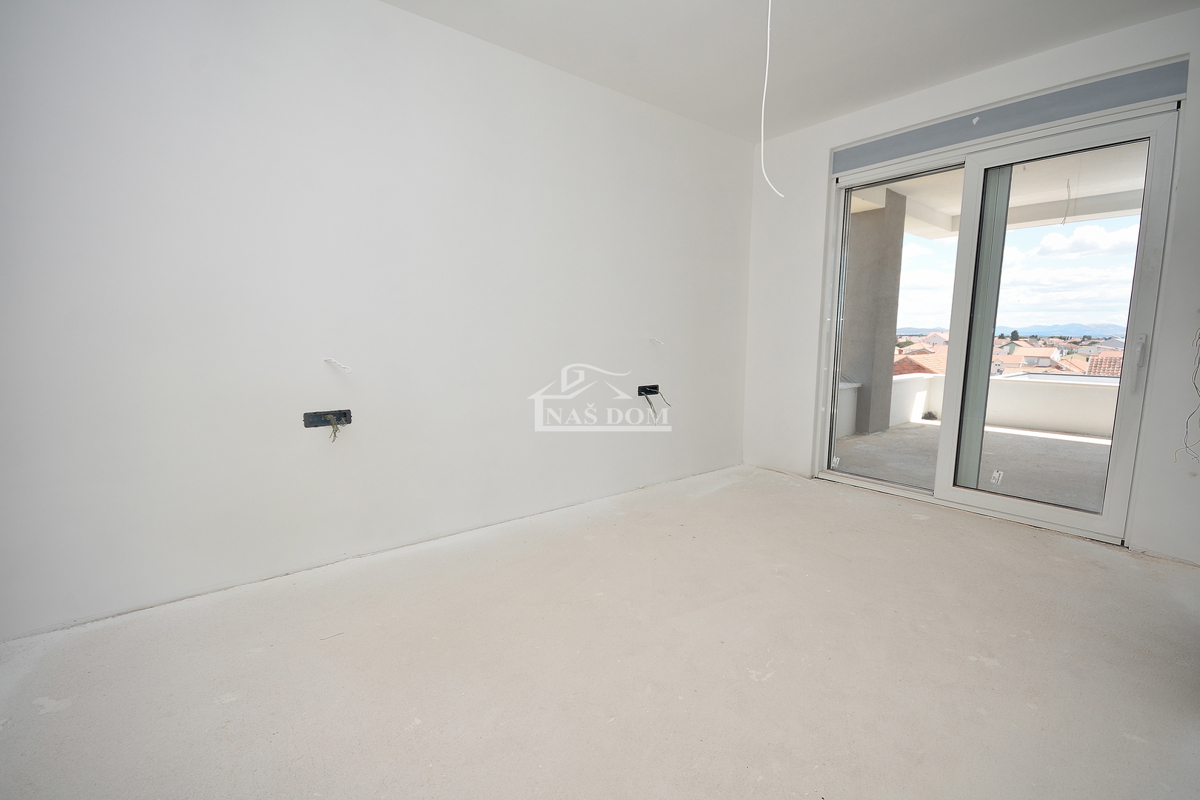 Vodice - **NUOVA COSTRUZIONE** *VISTA MARE** Appartamento S6 2S+DB, 550 m dal centro