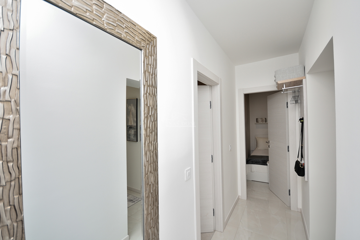 Vodice - appartamento con due camere da letto a 300 m dalla spiaggia