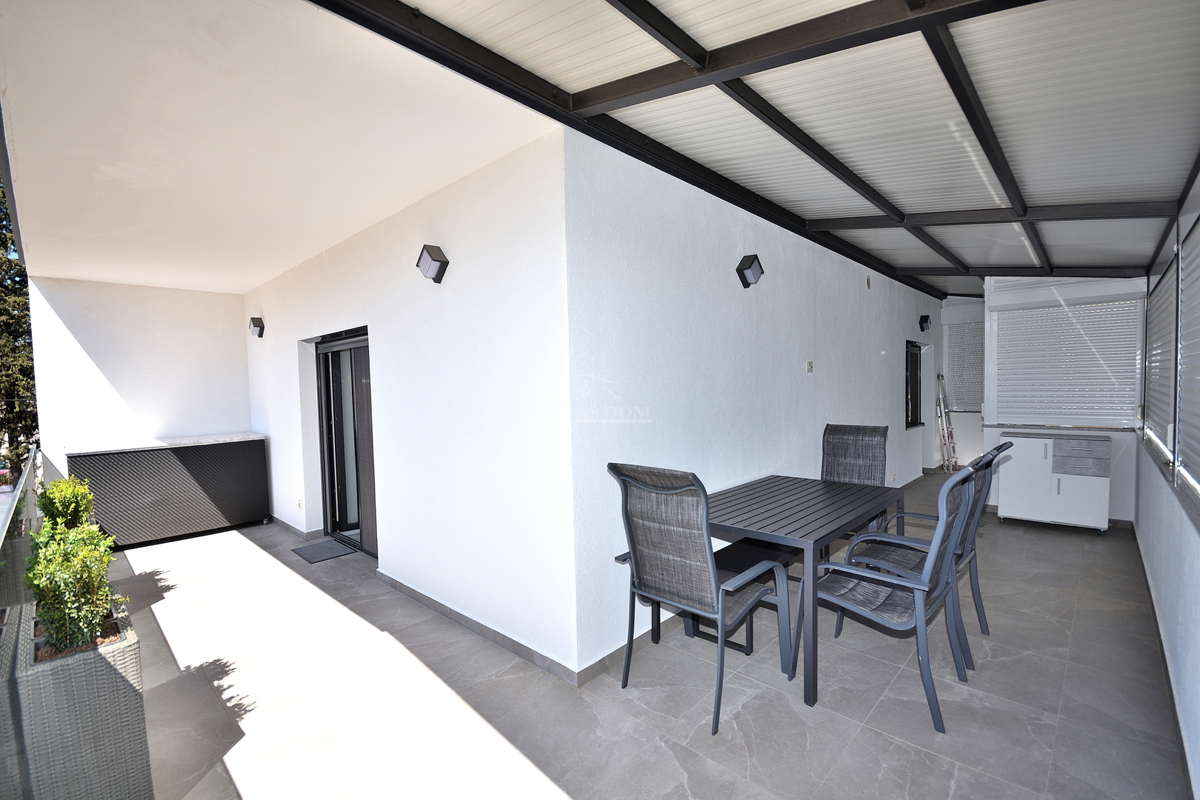 Vodice - appartamento con due camere da letto a 300 m dalla spiaggia