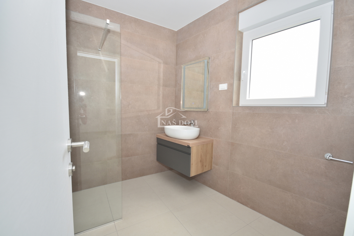 Vodice - Appartamento S6 al secondo piano, vista panoramica sul mare