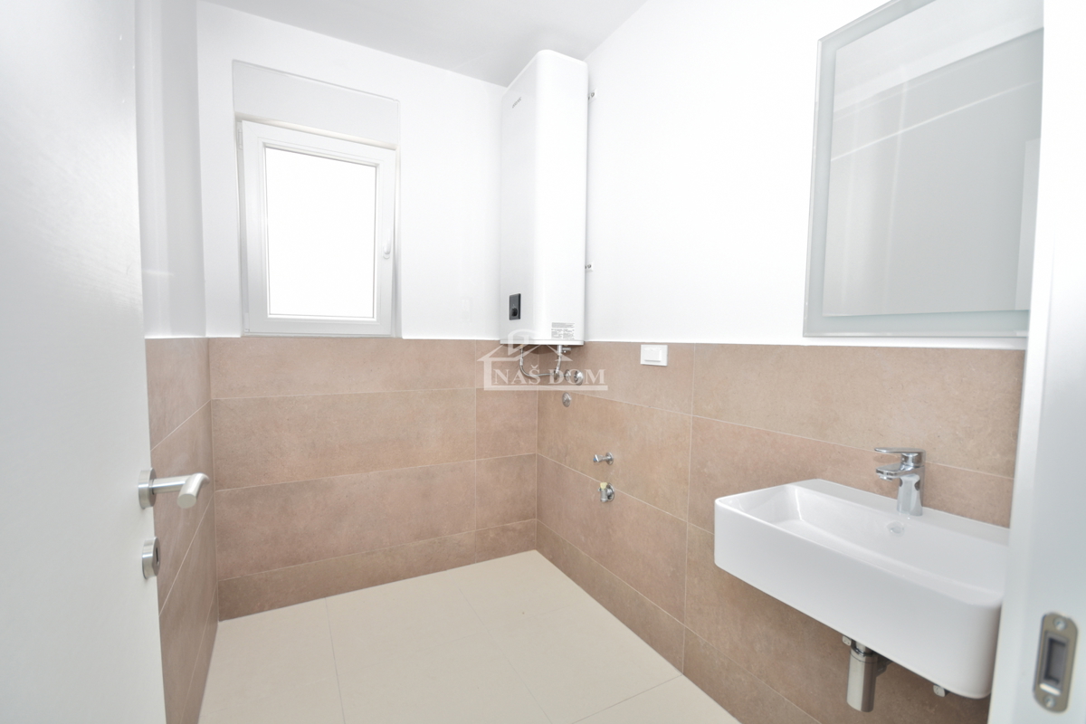 Vodice - Appartamento S6 al secondo piano, vista panoramica sul mare