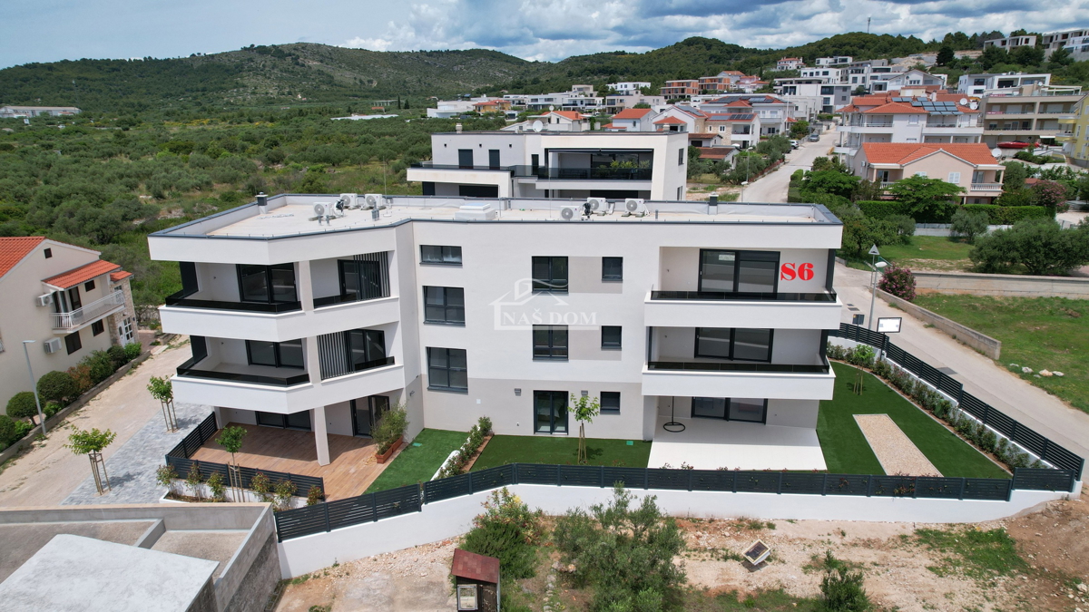 Vodice - Appartamento S6 al secondo piano, vista panoramica sul mare