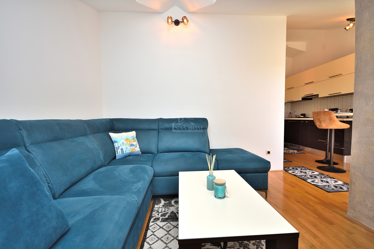 Vodice - Appartamento con due camere da letto, a 200 m dalla spiaggia