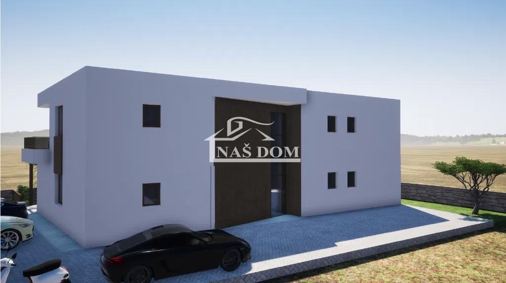 Vodice - occasione, appartamento su due livelli con giardino