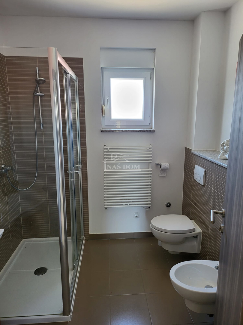 BIOGRAD, Donja Jagodna - villa con piscina, vista sulla natura