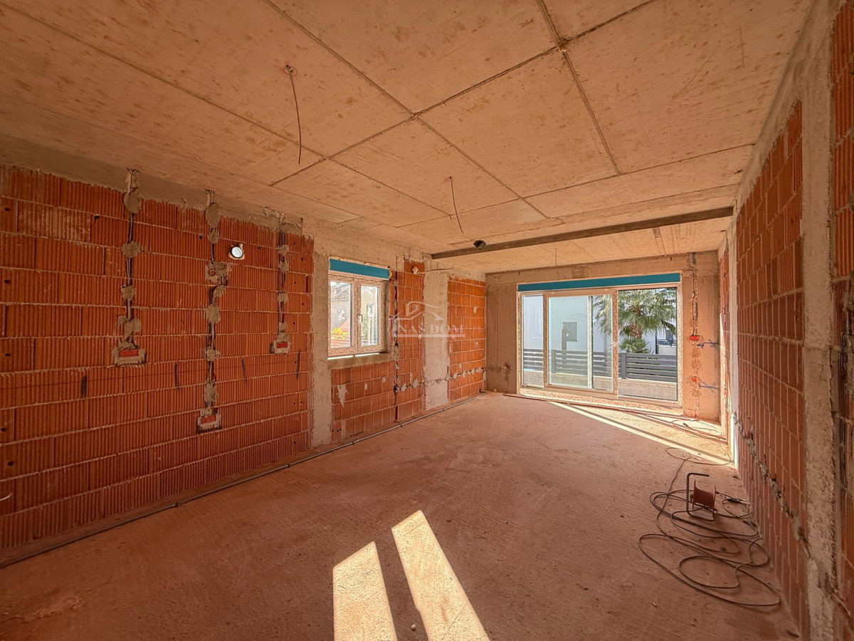 Vodice - NUOVA COSTRUZIONE - Appartamento S2 al piano terra con giardino