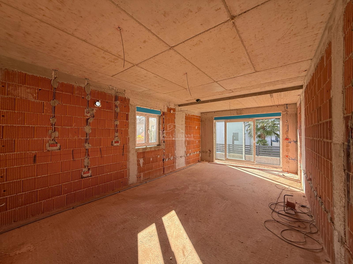 Vodice - NUOVA COSTRUZIONE - Appartamento S2 al piano terra con giardino