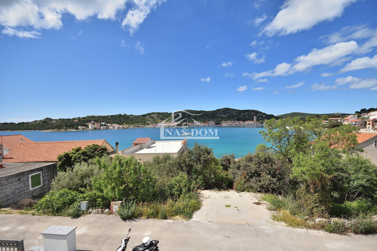 Tisno -**NOVOGRADNJA** Appartamenti con vista mare, a 50 m dalla spiaggia