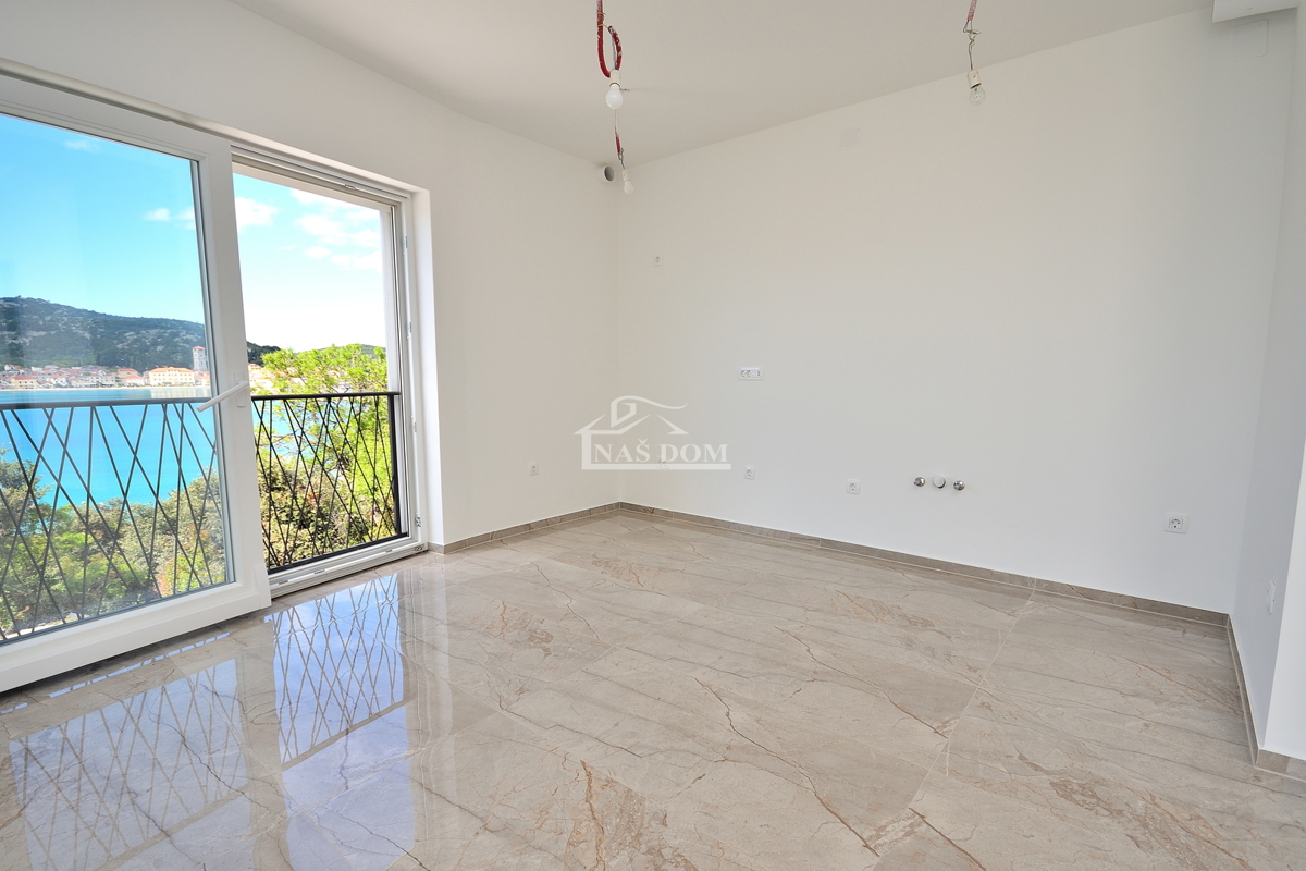 Tisno -**NOVOGRADNJA** Appartamenti con vista mare, a 50 m dalla spiaggia