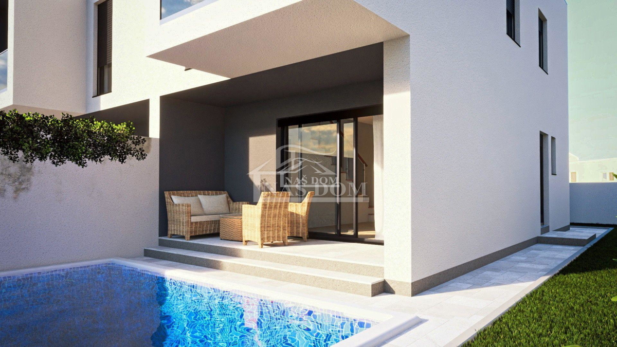 Vodice - **NUOVA COSTRUZIONE** Casa S2 con piscina in una posizione tranquilla