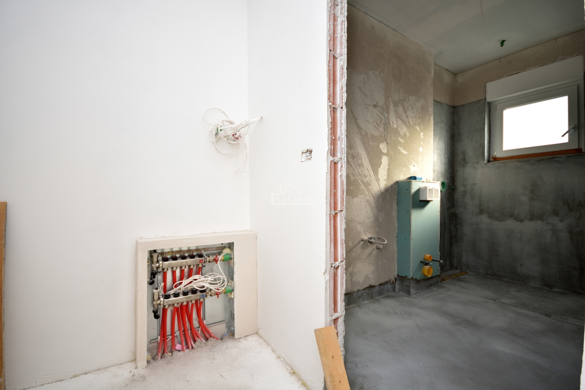 Vodice - NUOVA COSTRUZIONE, appartamento S4 con terrazza sul tetto, vista mare