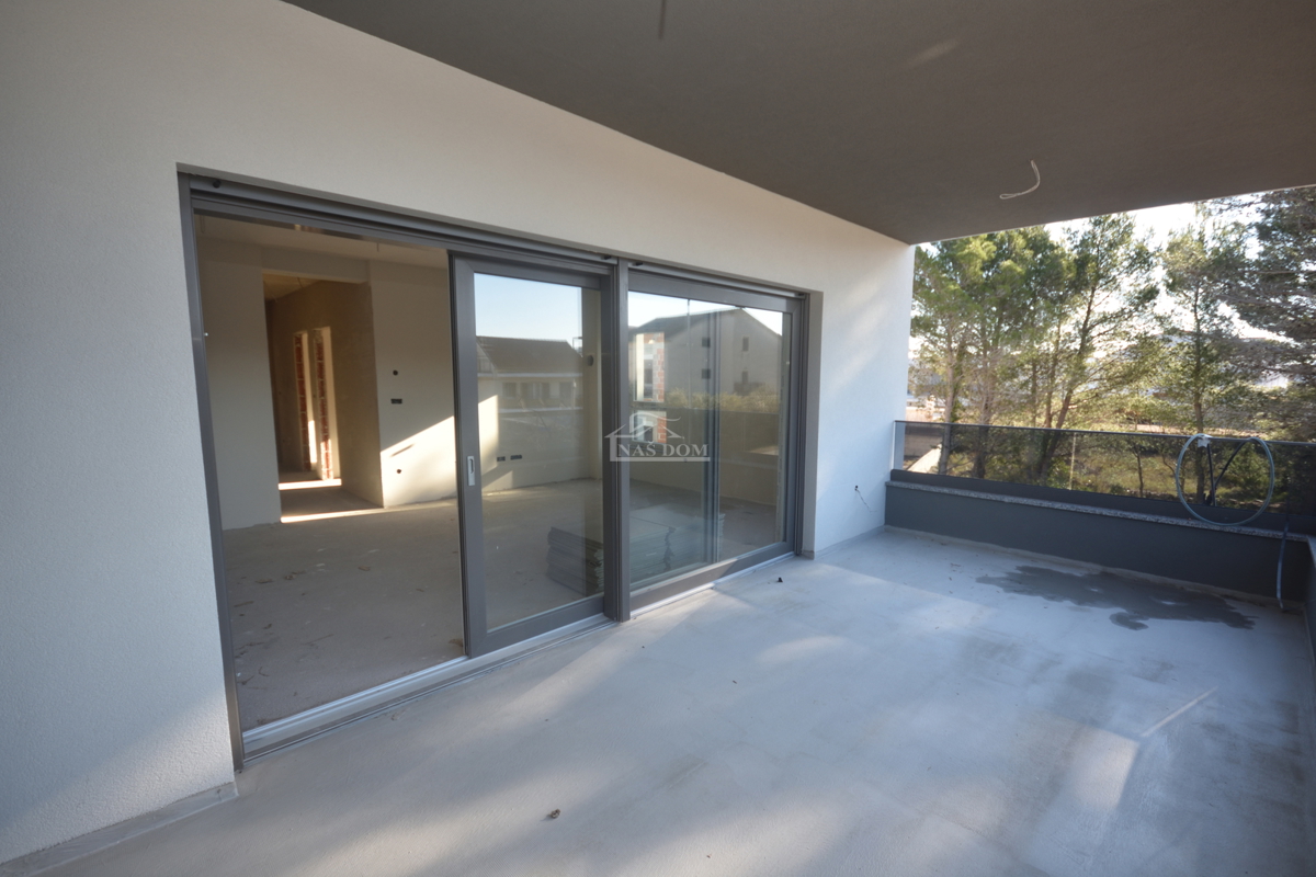 Vodice, Srima - Appartamento A-S3 3S+DB, a 300 m dalla spiaggia