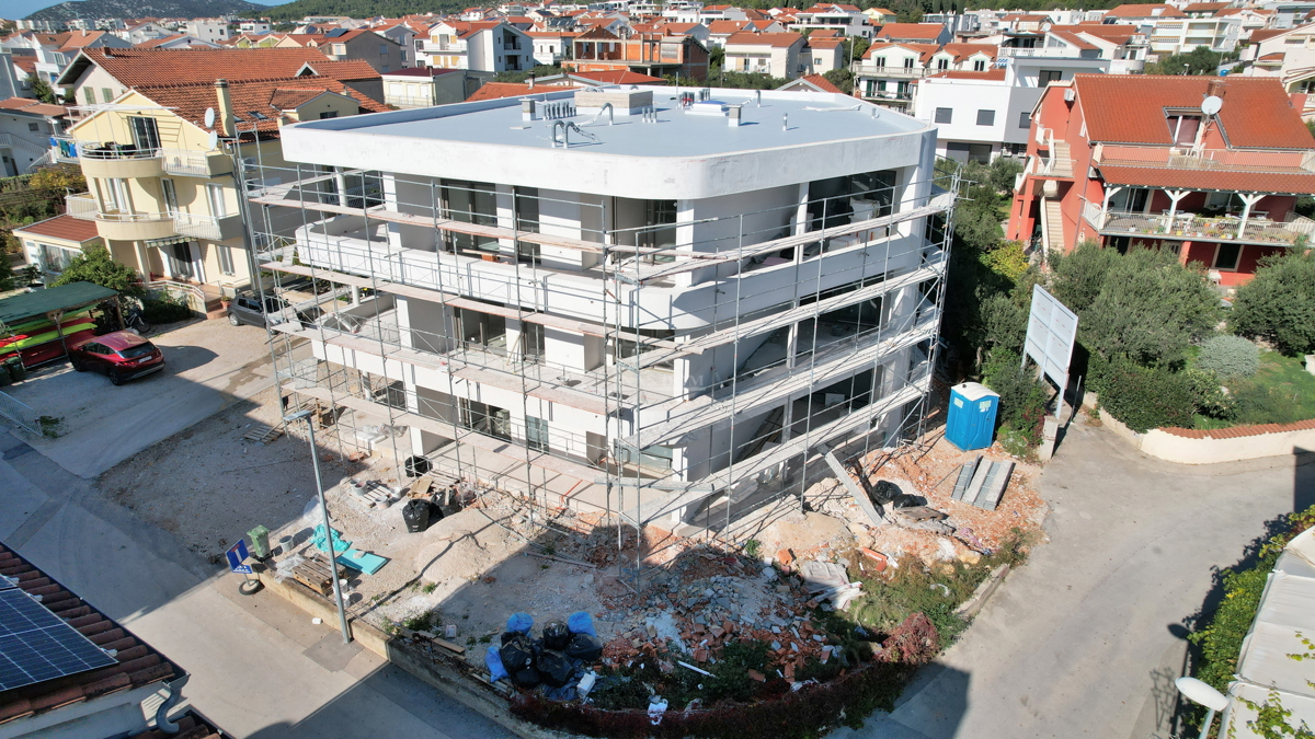 Vodice - *NUOVO* Appartamento di lusso S4 al primo piano, POSIZIONE TOP
